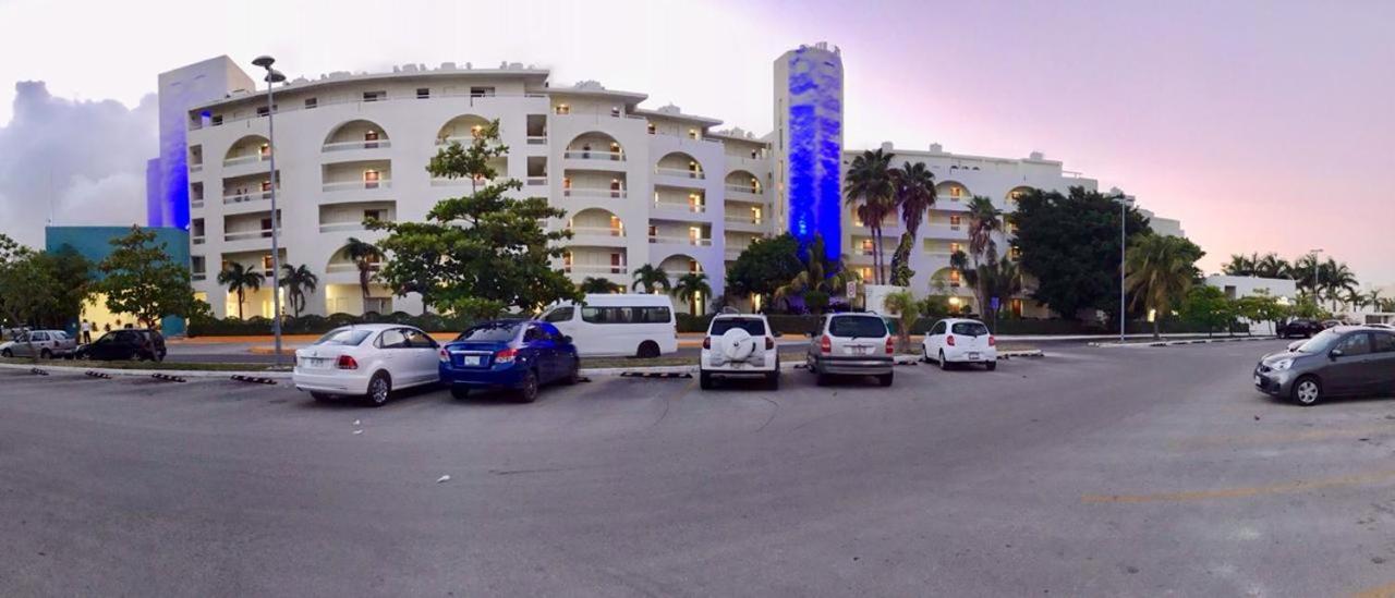Increible Departamento Con La Mejor Playa Apartment Cancun Bagian luar foto